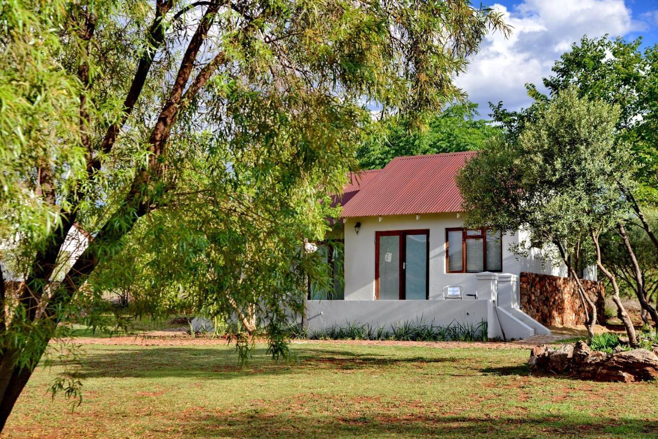 Thanda Manzi Country Hotel Centurion Buitenkant foto