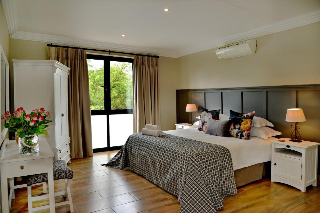 Thanda Manzi Country Hotel Centurion Buitenkant foto