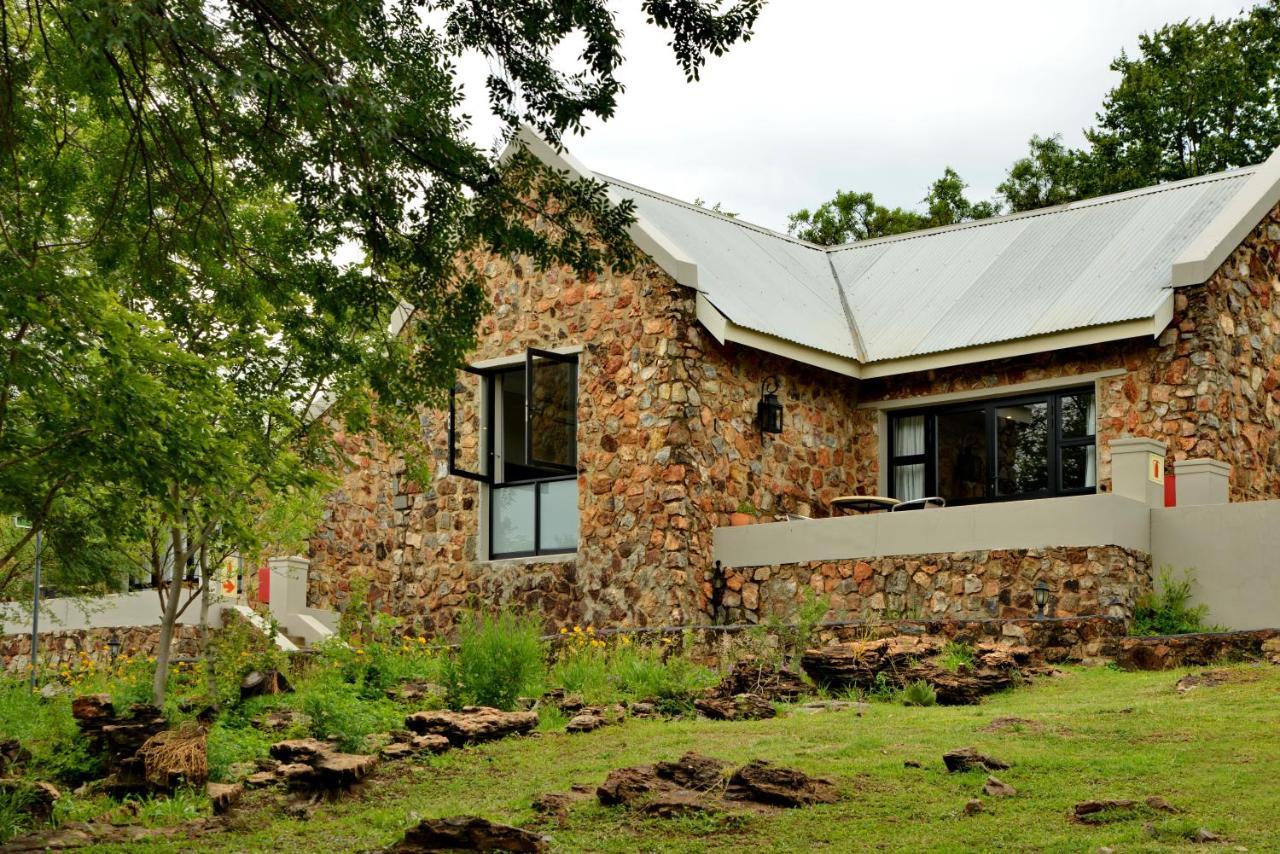 Thanda Manzi Country Hotel Centurion Buitenkant foto