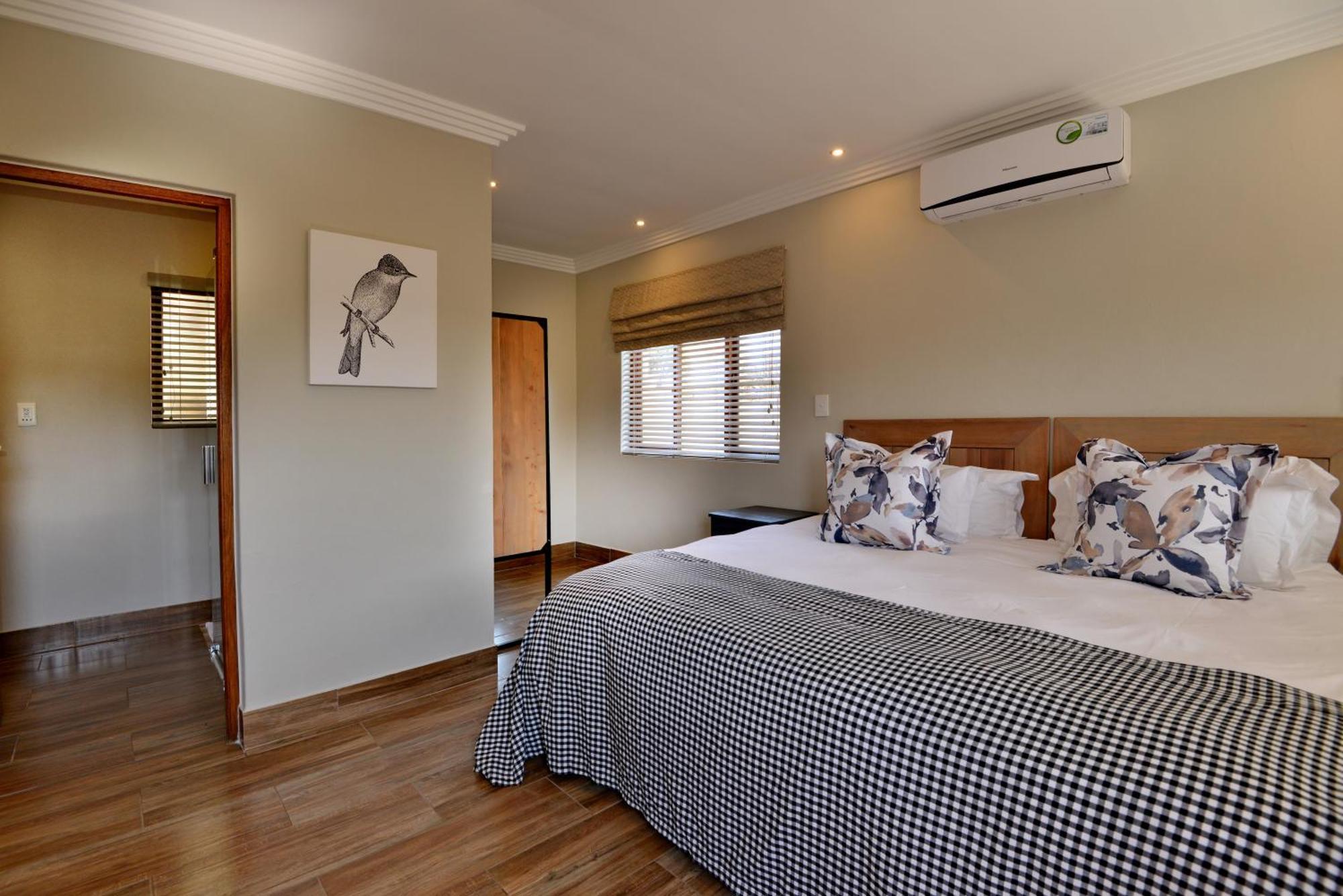 Thanda Manzi Country Hotel Centurion Buitenkant foto